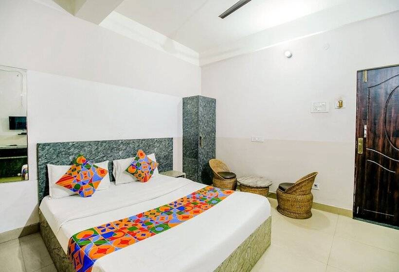 Hôtel Fabexpress Sai Villa