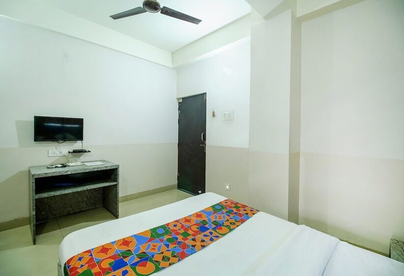 Hôtel Fabexpress Sai Villa