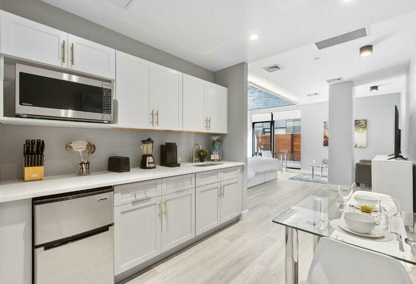 호텔 Global Luxury Suites At The Arches