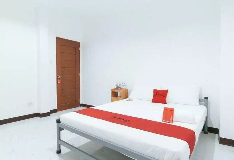 هتل Reddoorz @ 77 Travellers Inn Malolos Bulacan