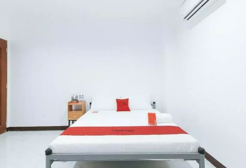 هتل Reddoorz @ 77 Travellers Inn Malolos Bulacan