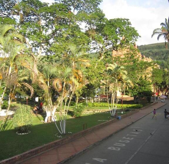 هتل Central Graciela