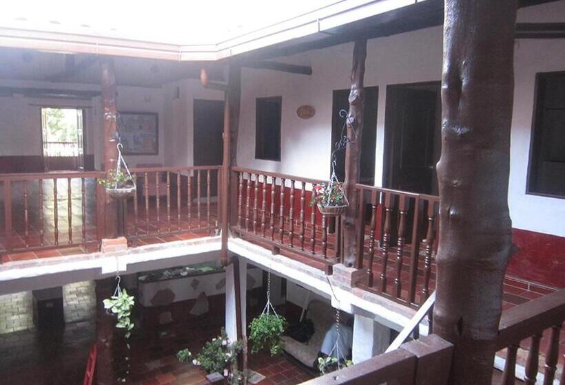 هتل Central Graciela