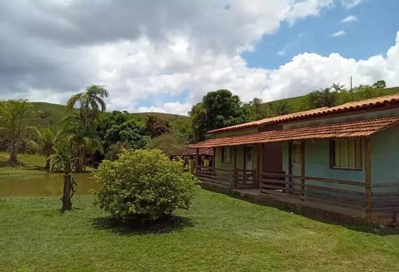 ホテル Pousada E Camping Canastra Mineira