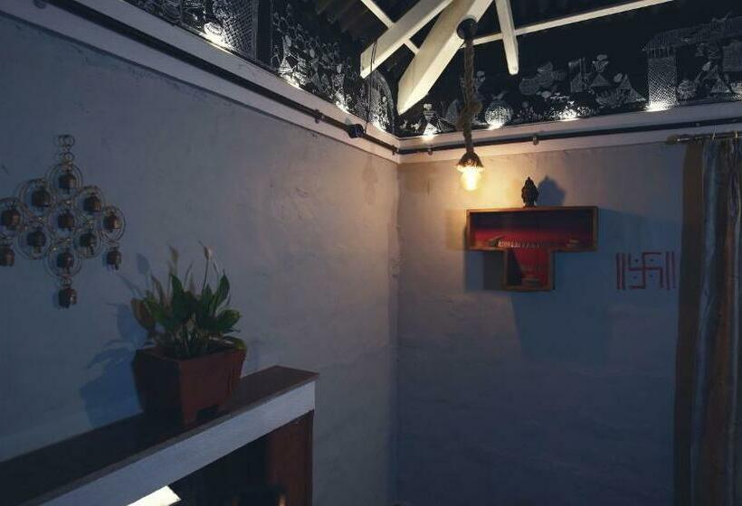 Hotel The Palmnest Resort