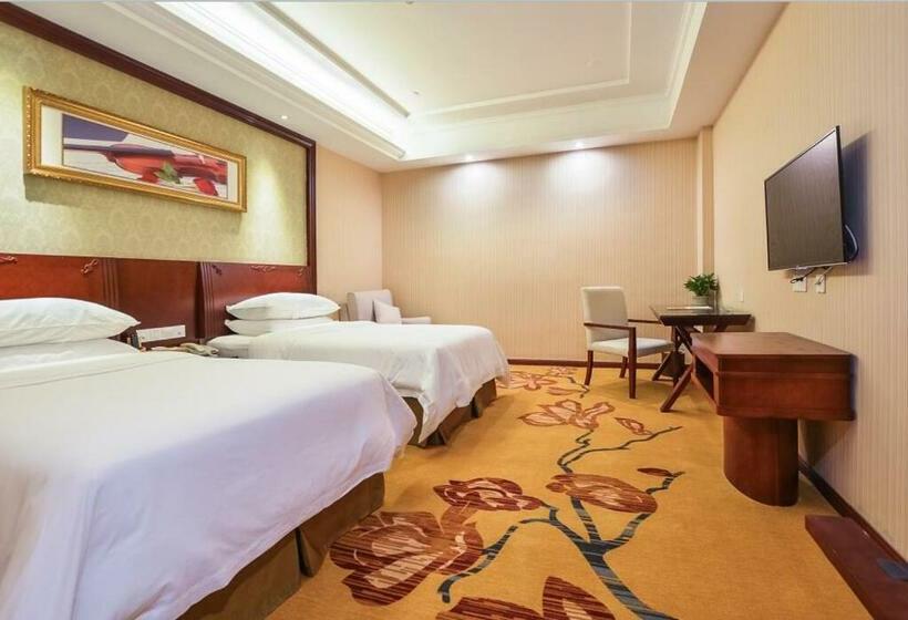 Vienna Hotel Suzhou Yangcheng Lake Huayi Movie World