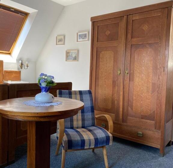 פנסיון Penzion Country Club