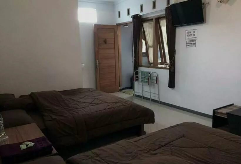 Pension Pondok Nusawiru