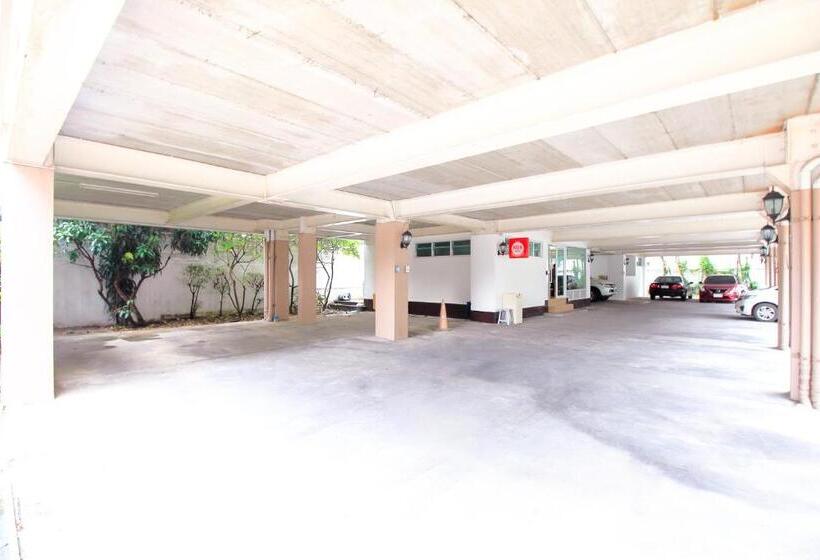 Hotel Capital O 411 Grandview Condo 15