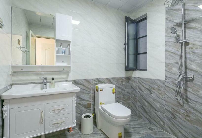 Hotelli Dujiangyan · Wanda Cultural Tourism City