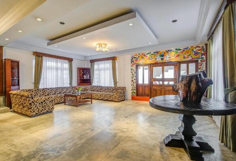 Summit Tashi Ghang Heritage Resort