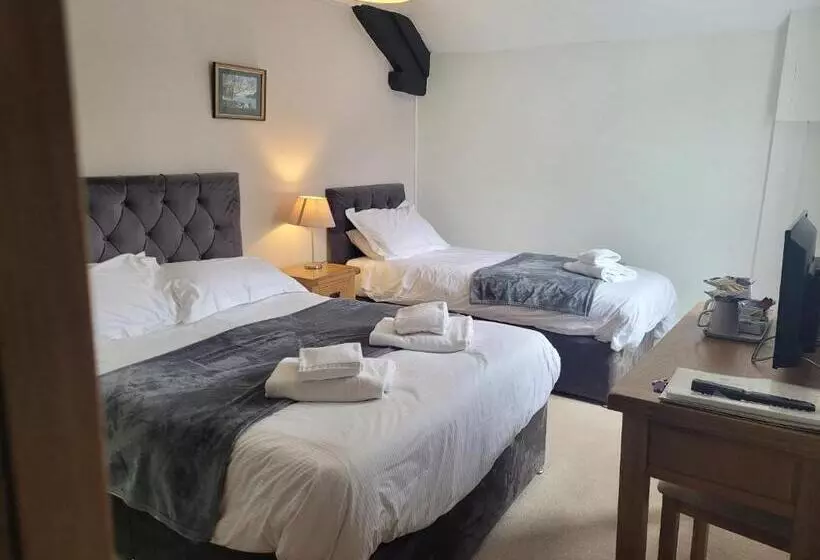 ユースホステル Bower House Inn