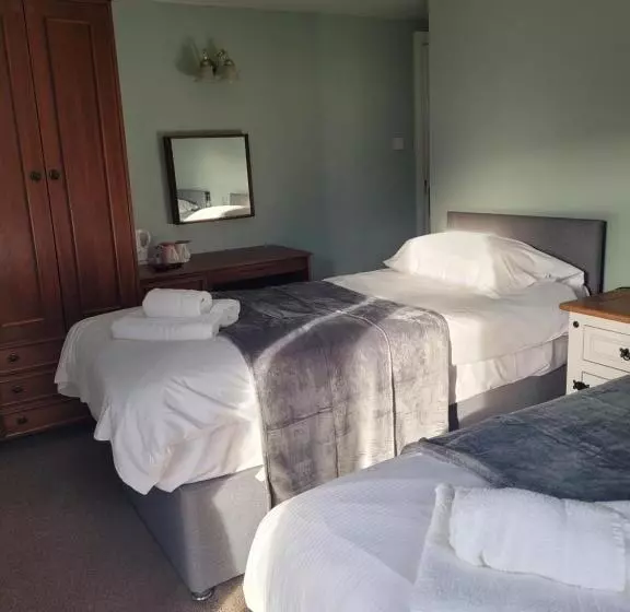 ユースホステル Bower House Inn