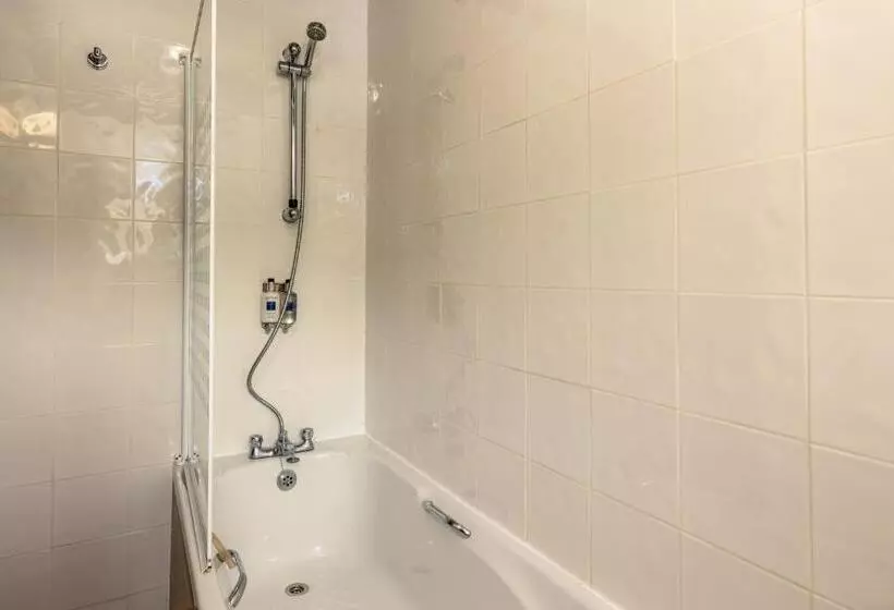 ユースホステル Bower House Inn