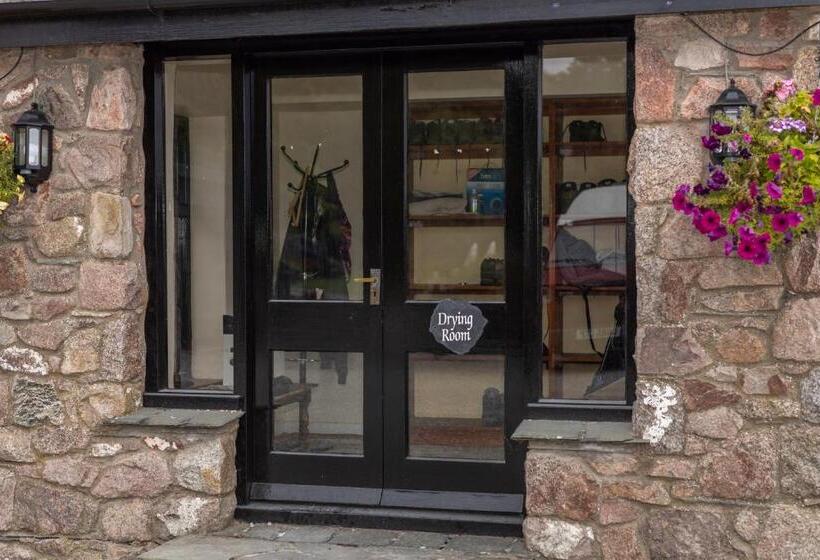 הוסטל Bower House Inn