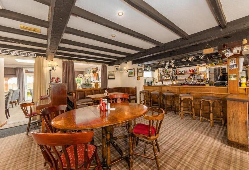 הוסטל Bower House Inn