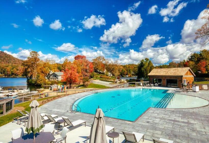 ホテル The Greystone Inn