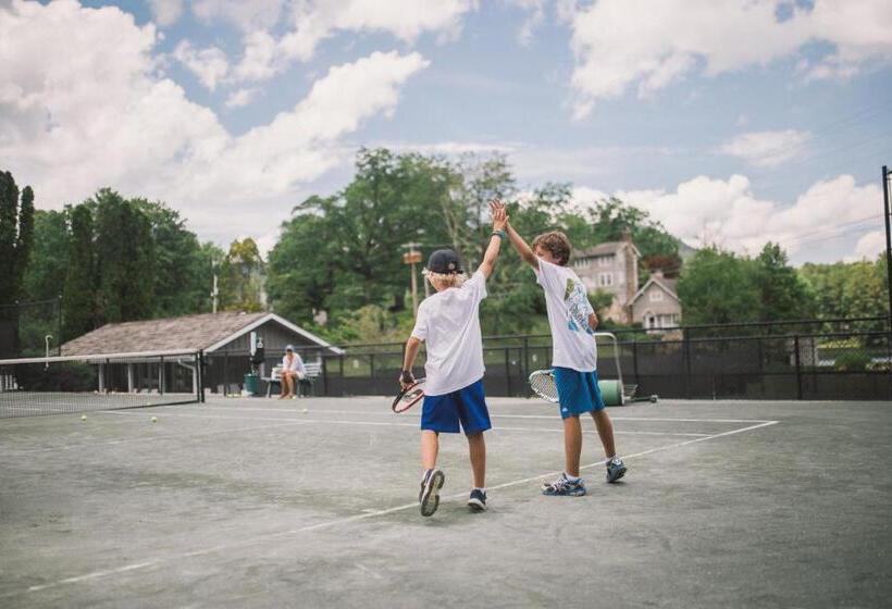 ホテル The Greystone Inn