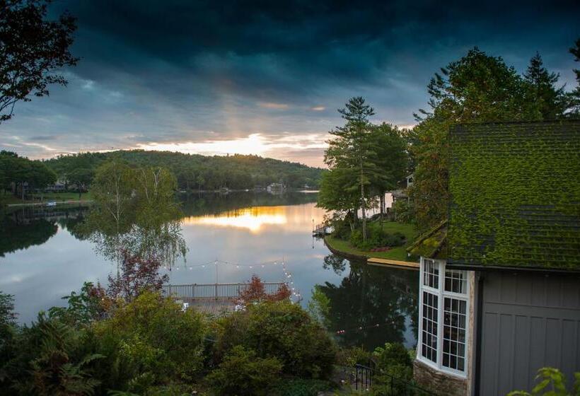 ホテル The Greystone Inn