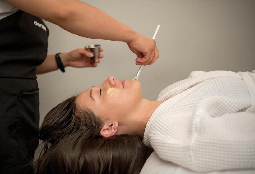 ホテル The Greystone Inn