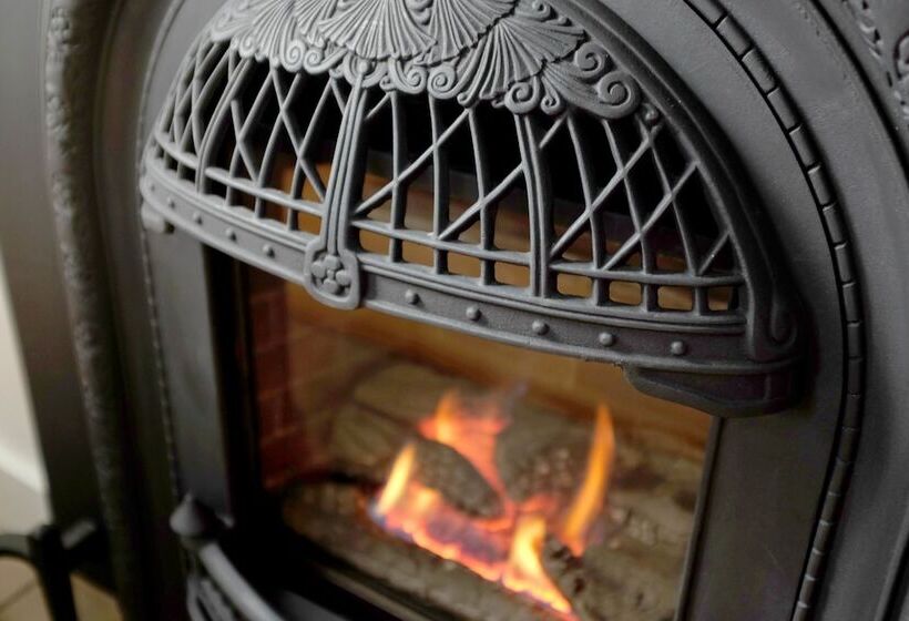 مبيت وإفطار Aldrich Guest House