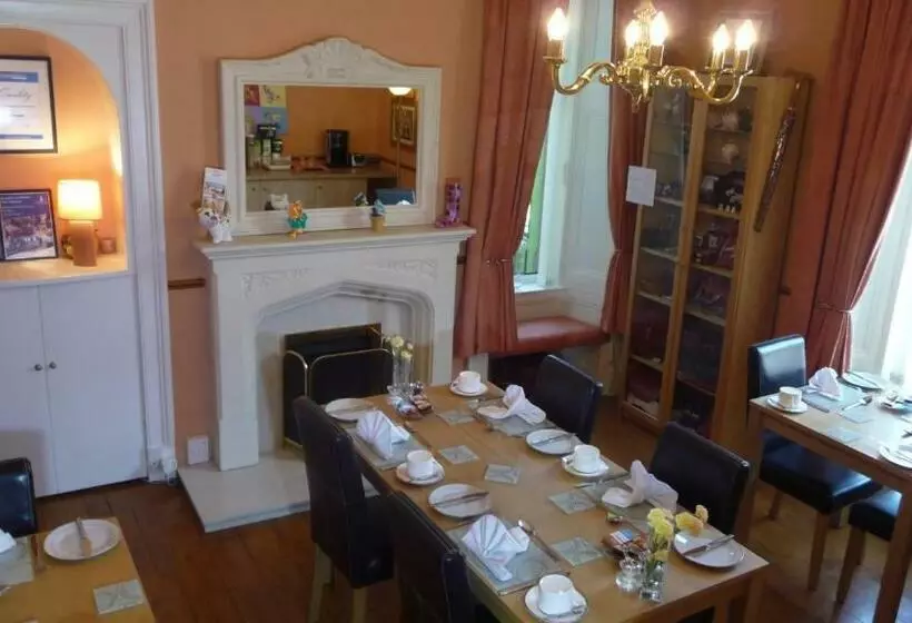 تختخواب و صبحانه Lauren House