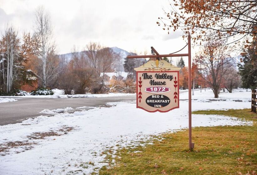 مبيت وإفطار Valley House Inn