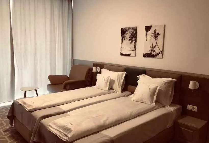 هتل Clas Mamaia Nord