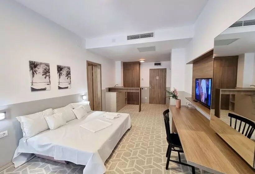 هتل Clas Mamaia Nord