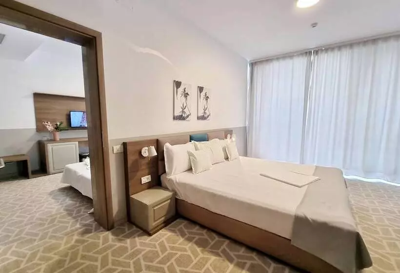 هتل Clas Mamaia Nord