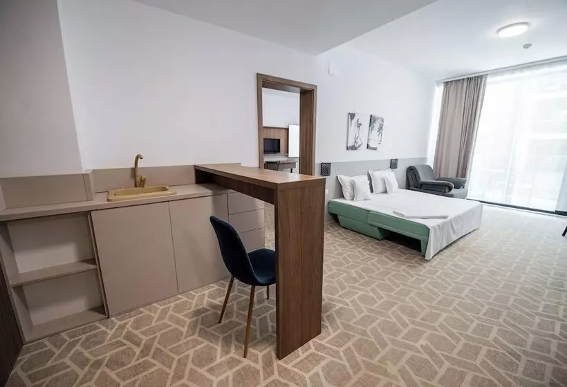 هتل Clas Mamaia Nord
