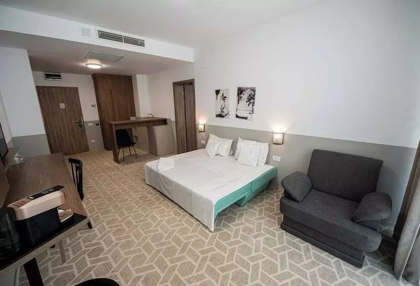 هتل Clas Mamaia Nord