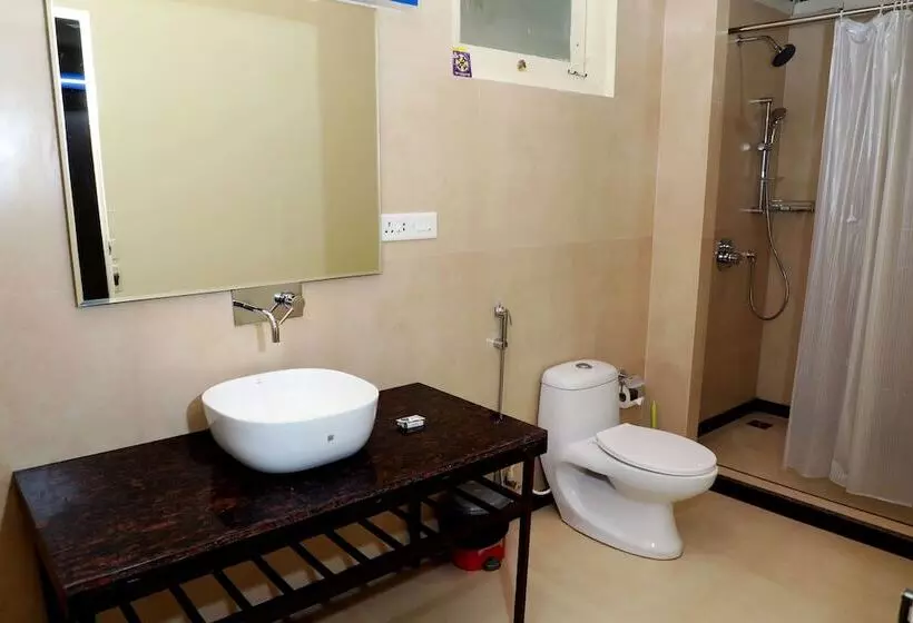 Hotelli Phoenix Island Resort