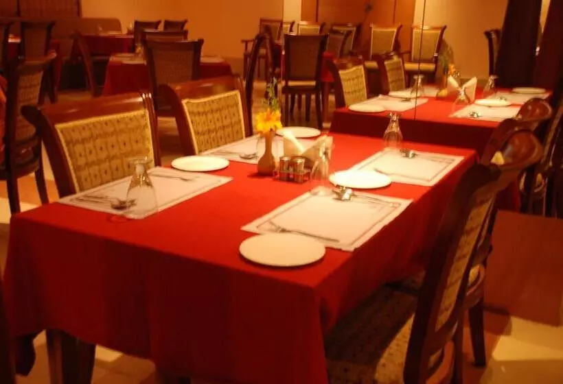 ホテル Pla Krishna Inn