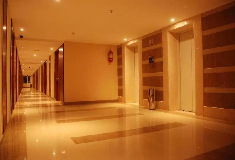 ホテル Pla Krishna Inn