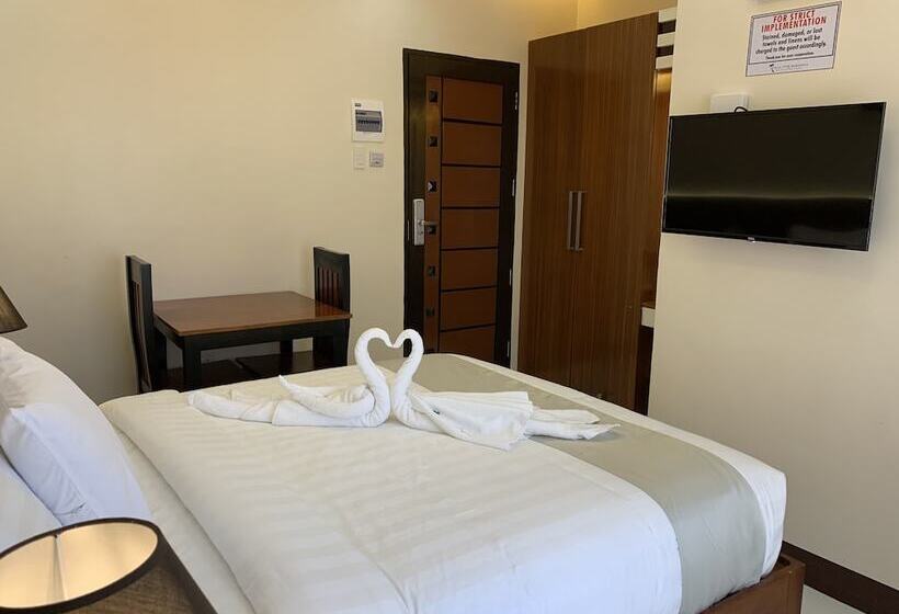 Отель Villa Mj Maristela Beach Resort