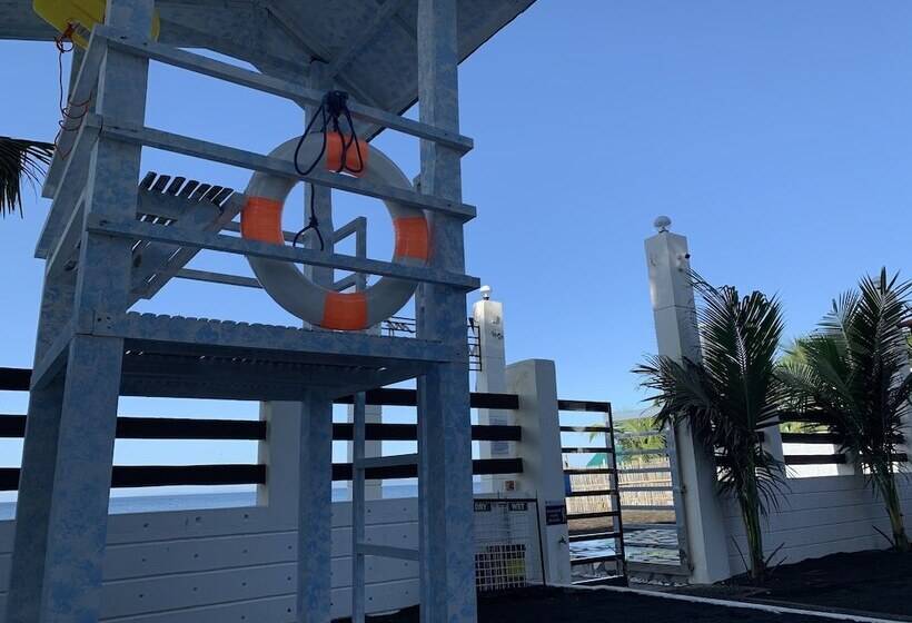 Отель Villa Mj Maristela Beach Resort