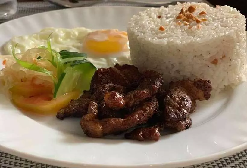 Hotelli Villa Mj Maristela Beach Resort