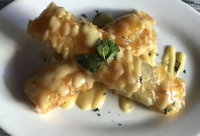 Hotelli Villa Mj Maristela Beach Resort