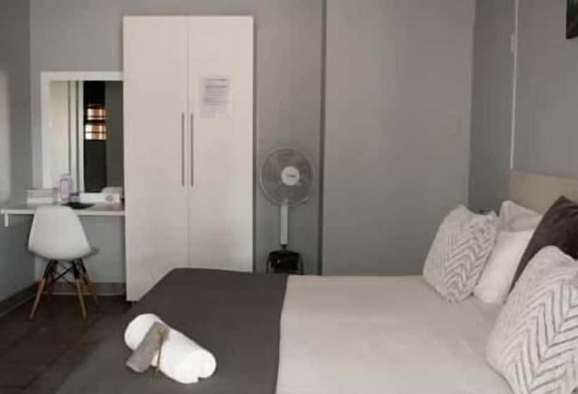 膳宿费 71 On Albert