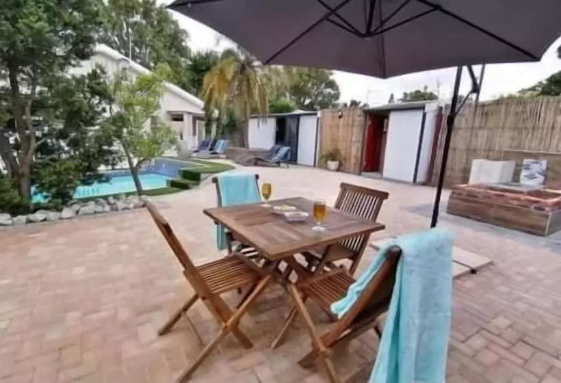 پانسیون 71 On Albert