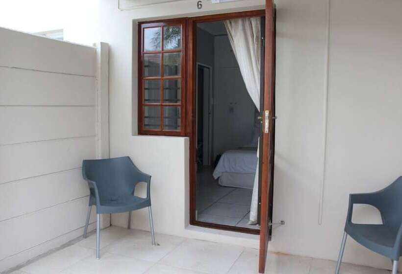 膳宿费 71 On Albert