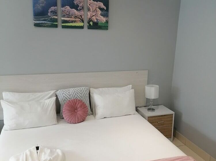 膳宿费 71 On Albert