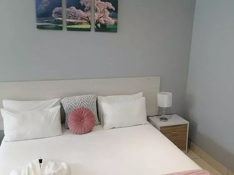 پانسیون 71 On Albert