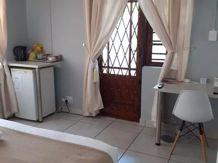 پانسیون 71 On Albert