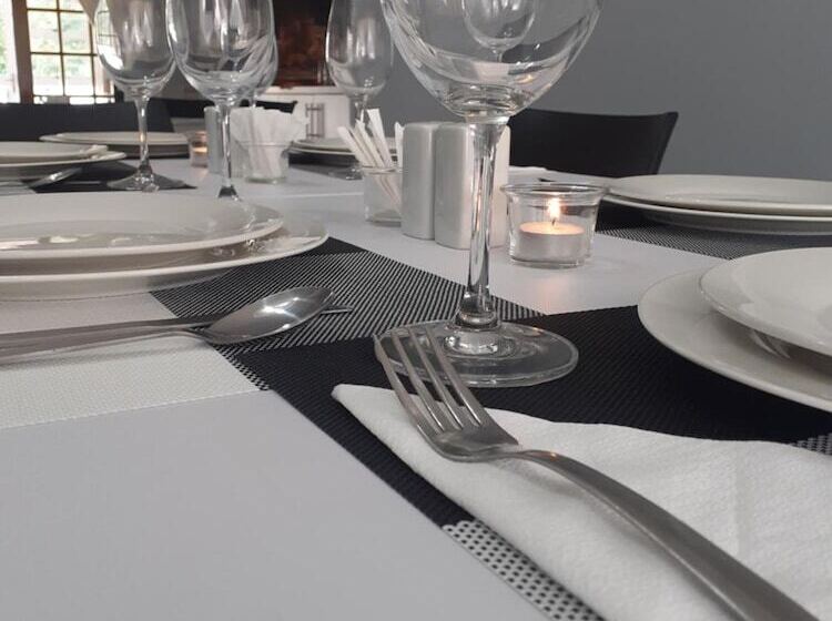 膳宿费 71 On Albert