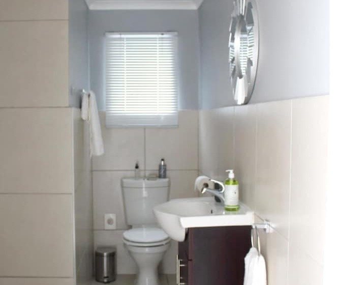 膳宿费 71 On Albert