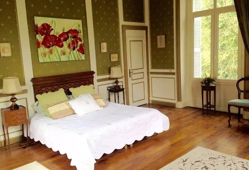 Majatalo Château De Saint Bohaire