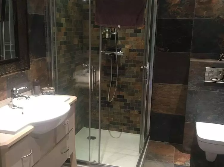 Majatalo Château De Saint Bohaire