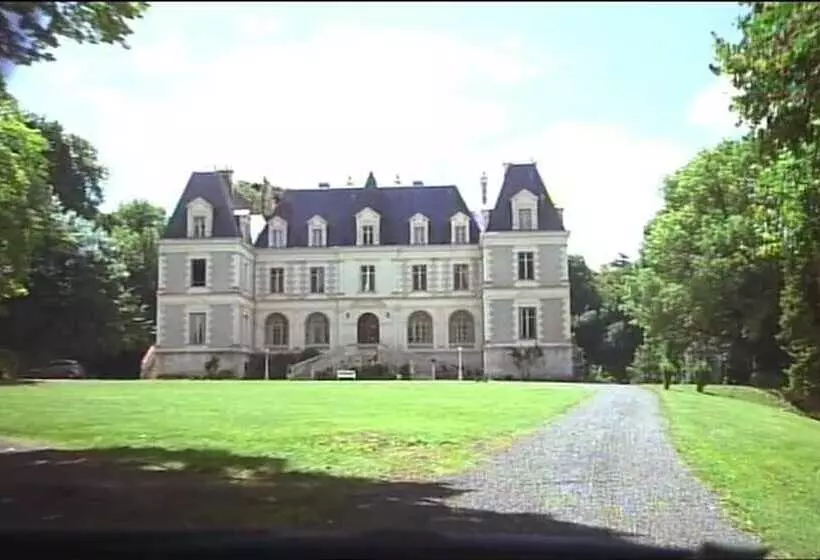 Majatalo Château De Saint Bohaire